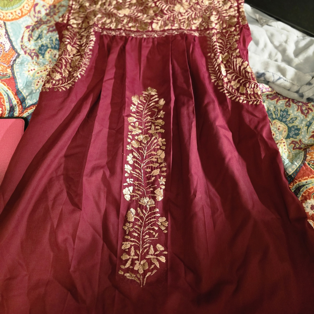Trendy Boutique Burgundy and Gold Midi Dress